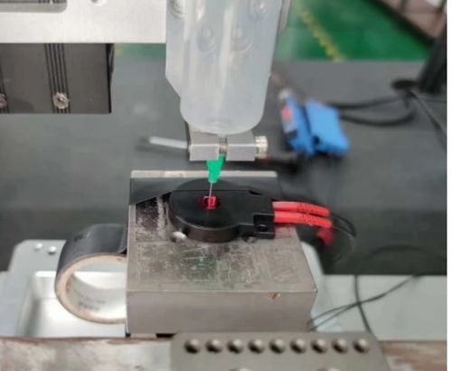 提升點膠工藝 通過一體化設計與智能傳感技術降低產品不良率